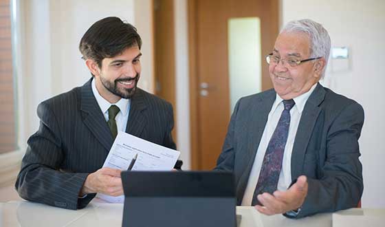 Supercharge your buyer’s journey<br />
